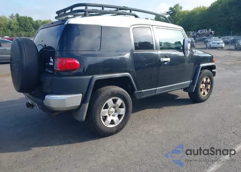 2007 Toyota Fj Cruiser from USA, damaged, VIN JTEBU11F570020014